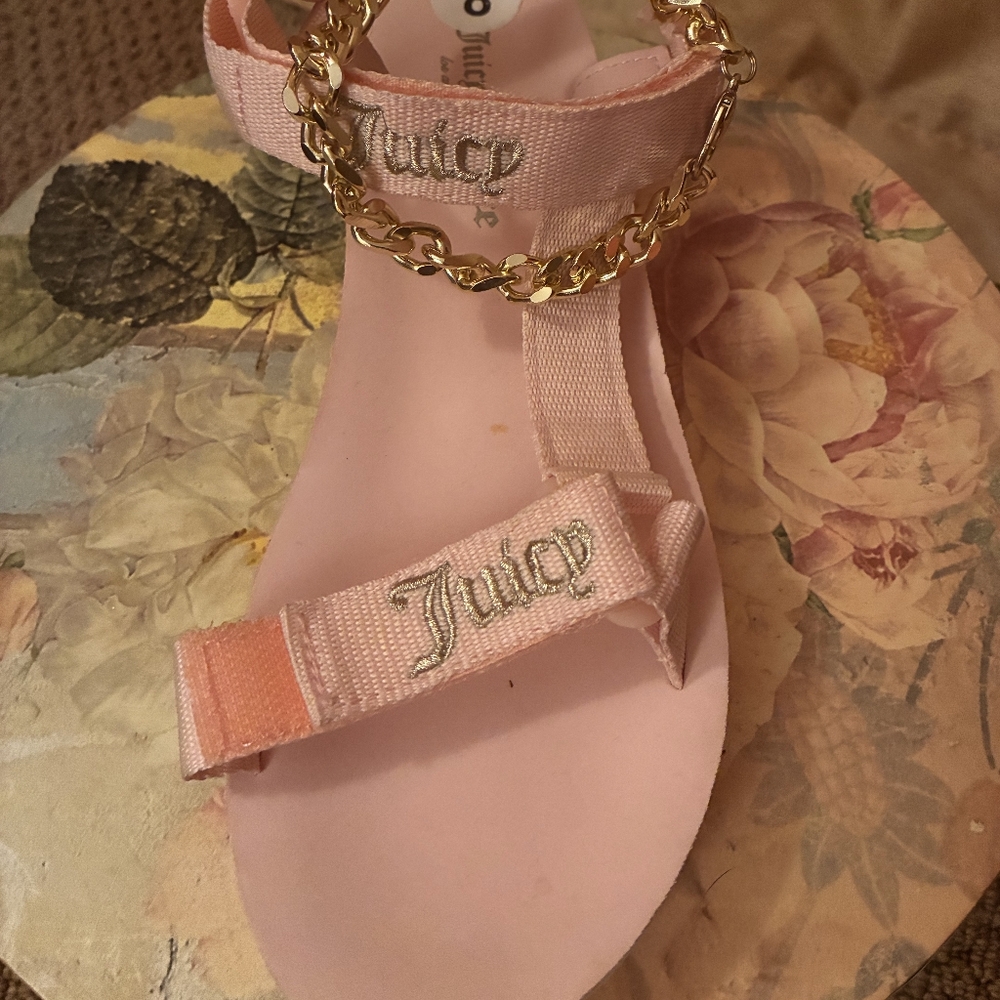 Juicy Couture Pink Sandals with Gold Accents